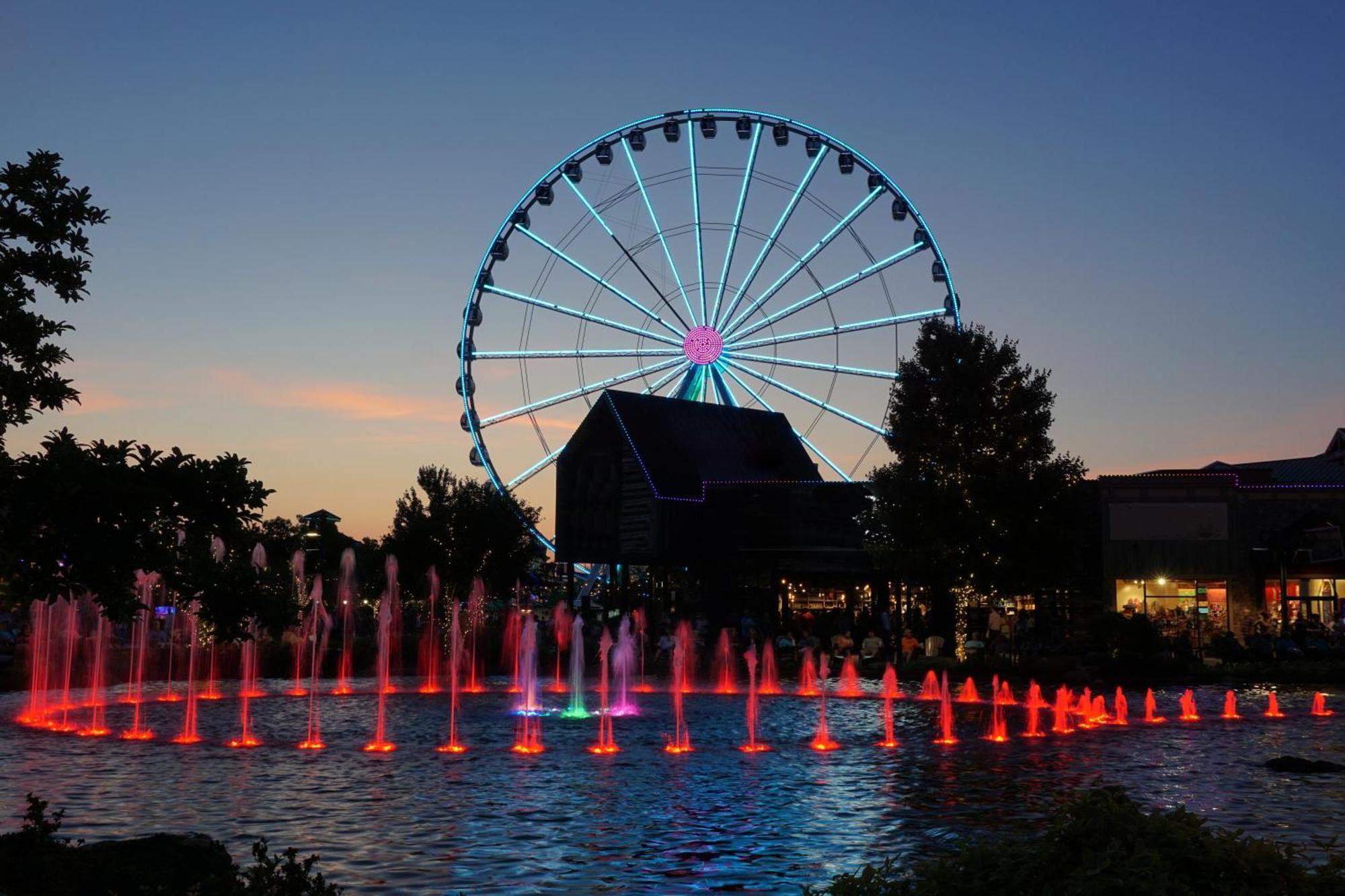 Majestic View Lodge, Amazing Views, Hot Tub, 1089 Free Tickets Each Paid Day, Dollywood And More Gatlinburg Exterior foto