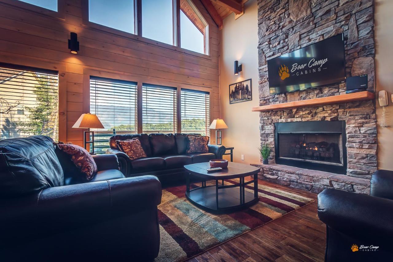 Majestic View Lodge, Amazing Views, Hot Tub, 1089 Free Tickets Each Paid Day, Dollywood And More Gatlinburg Exterior foto