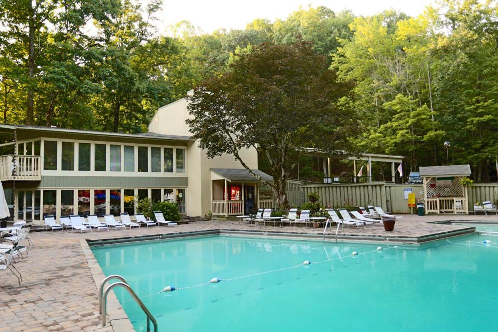 Majestic View Lodge, Amazing Views, Hot Tub, 1089 Free Tickets Each Paid Day, Dollywood And More Gatlinburg Exterior foto